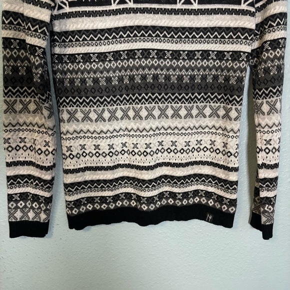 Neve Women Zoe Black White Snowflake Pattern Merino Wool Crewneck Sweater Small - Picture 5 of 11